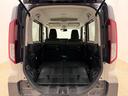 後部座席がフラットになりますので、いざという時にも便利ですね！キャンプ等、荷物の多いお出かけにもとっても便利ですよ♪