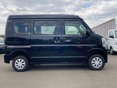 当店では常時約１００台の中古車を展示しております。更に、グループの総在庫は５００台以上！お客様のご希望に合うお車をお探しいたします＾　＾ 4
