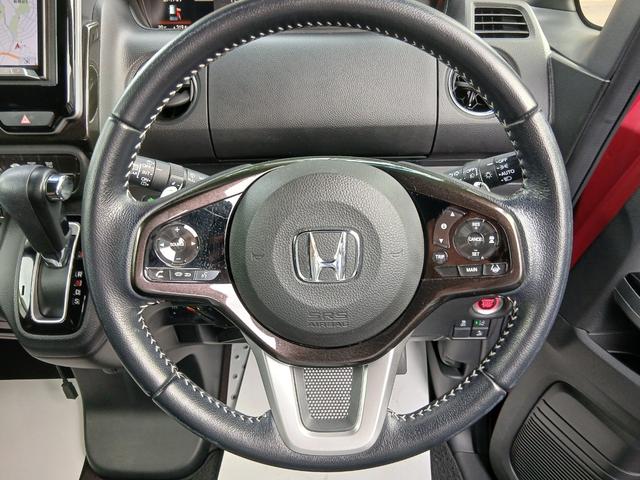 N-BOXカスタム G・EXターボホンダセンシング 2トーン ターボ 助手席スーパースライドシート 両側電動スライドドア SDナビ バックカメラ ETC オートエアコン ハーフレザーシート オートリトラミラー プッシュスタート スマートキー 6カ月保証(6枚目)