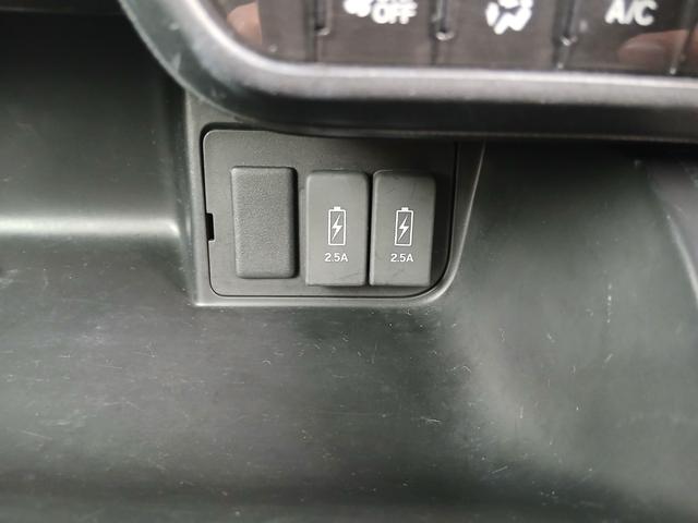 N-BOXカスタム G・EXターボホンダセンシング 2トーン ターボ 助手席スーパースライドシート 両側電動スライドドア SDナビ バックカメラ ETC オートエアコン ハーフレザーシート オートリトラミラー プッシュスタート スマートキー 6カ月保証(17枚目)