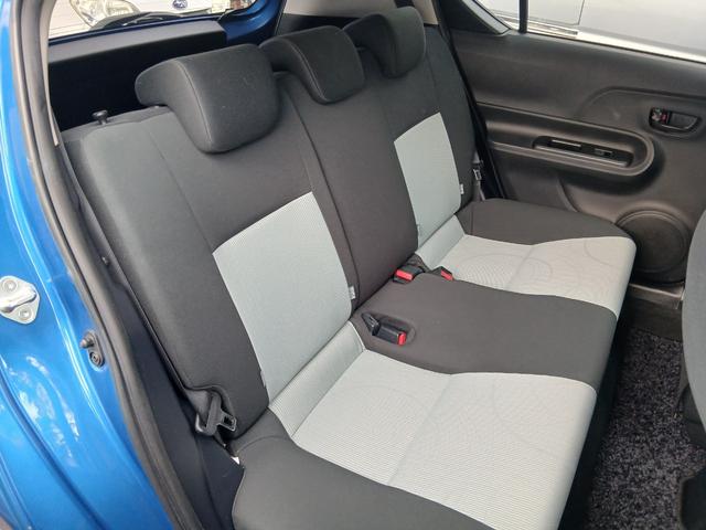 アクア Ｓ　ハイブリッド　スマートキー　プッシュスタート　オートエアコン　７インチナビ　バックカメラ　ＥＴＣ　フルセグテレビ　ＣＤ　ＤＶＤ　ブルートゥース　ＡＭＦＭ　ＳＤ　６カ月保証（16枚目）