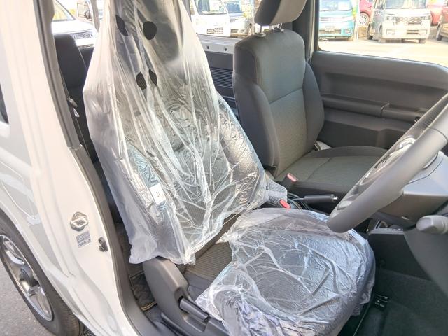 ジムニー ＸＣ　届出済未使用車　４ＷＤ　衝突軽減ブレーキ　スマートキー　プッシュスタート　オートエアコン　運転席助手席シートヒーター　コーナーセンサー　フォグライト　アイドリングストップ　６カ月保証（15枚目）