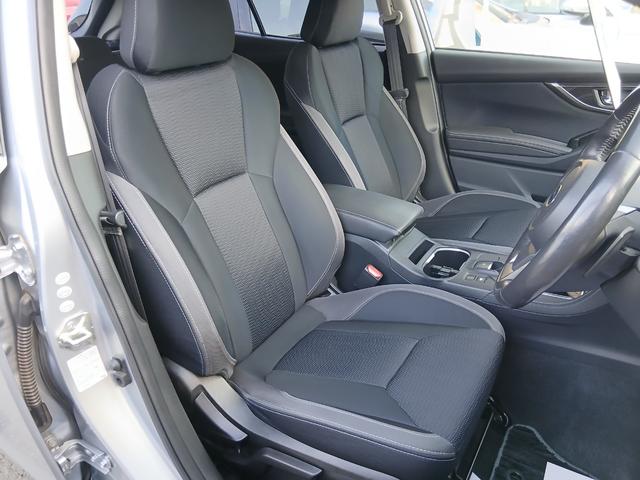 インプレッサスポーツ ２．０ｉ－Ｌアイサイト　４ＷＤ　衝突軽減ブレーキ　ＳＤナビ　フルセグテレビ　ＣＤ／ＤＶＤ　ラジオ　ブルートゥース　バックカメラ　ＥＴＣ　スマートキー　プッシュスタート　オートエアコン　アルミホイール　６カ月保証（17枚目）