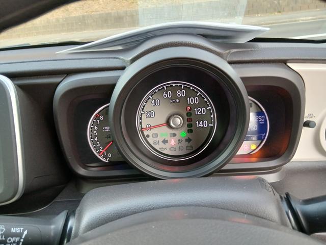 Ｎ－ＯＮＥ Ｇ・Ｌパッケージ　純正ナビ　フルセグテレビ　ＣＤ／ＤＶＤ　ＳＤ　ブルートゥース　バックカメラ　ＥＴＣ　スマートキー　プッシュスタート　オートエアコン　ＨＩＤヘッドライト　オートライト　ナビスぺパッケージ　１年保証（8枚目）