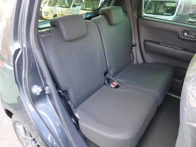 後部座席も広々、ゆったりできます☆