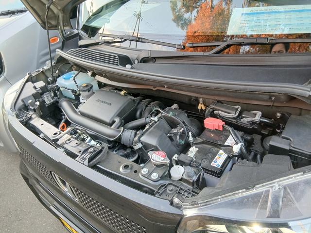 Ｎ－ＢＯＸ ベースグレード　レンタカーアップ　ホンダセンシング　ホンダコネクト　８インチナビ　バックカメラ　左側電動スライドドア　スマートキー　プッシュスタート　オートエアコン　サンシェード　パーキングブレーキ　メーカー保証（4枚目）