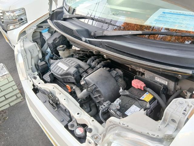 N-BOX G 4WD スライドドア 純正ナビ CD/DVD ラジオ ミュージックキャッチャー フルセグテレビ SD ETC オートエアコン アイドリングストップ 親水/ヒーテッドドアミラー 1年保証(4枚目)