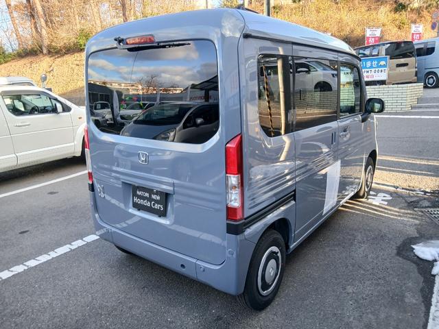 N-VAN+スタイル ファン・ターボホンダセンシング 届出済未使用車 ターボ ナビスペシャルパッケージ USBチャージャー アームレスト 電動格納ミラー バックカメラ オートエアコン スマートキー プッシュスタート LEDヘッドライト メーカー保証(2枚目)