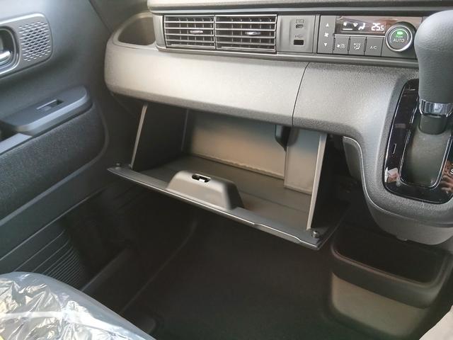 Ｎ－ＢＯＸカスタム ベースグレード　届出済未使用車　４ＷＤ　バックカメラ　ホンダセンシング　左側電動スライドドア　オートエアコン　シートヒーター　スマートキー　プッシュスタート　ＬＥＤヘッドライト　クルーズコントロール　メーカー保証（15枚目）