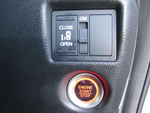 N-BOXカスタム G・Lホンダセンシング 4WD ナビ TV Bカメラ ETC(17枚目)