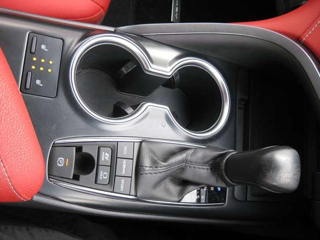 カムリ WSブラックエディション レザーシート TV ナビ Bカメラ(18枚目)