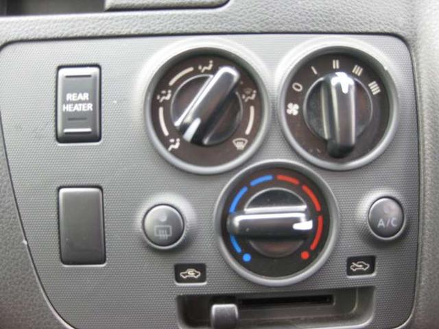 キャラバン ＤＸ　ディーゼル　４ＷＤ　ターボ　シートヒーター　６人乗り（15枚目）