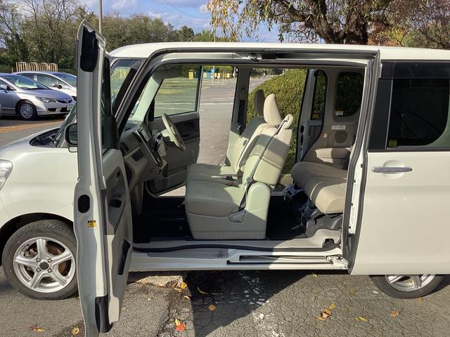 タント Ｘ　スマートセレクションＳＡ　４ＷＤ　社外ナビ付　バックカメラ　スタッドレスタイヤ＋ホイール（中古品）（8枚目）