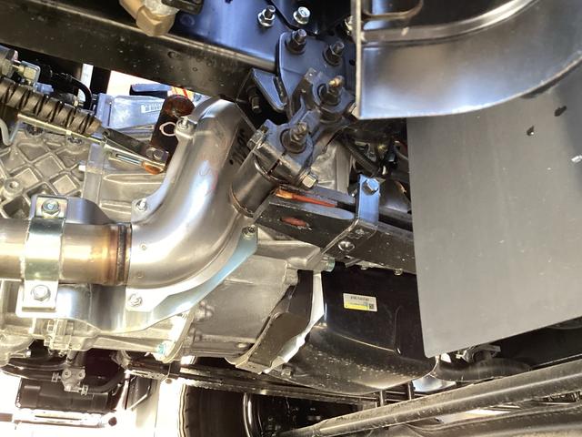 フォワード 　３．５ｔ積載ダンプ　５．２Ｄ　極東開発工業製ダンプ　Ｌゲート　電動コボレーン　左電動ミラー　バックカメラ　未使用車（18枚目）