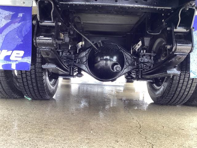 エルフトラック 　冷蔵冷凍車　トプレック製　中温ー５°Ｃ設定　ラッシングレール　片側スライドドア　プラスチックスノコ　最大積載量１５５０ｋｇ　パワーウィンドウ　電動格納ミラー　後輪Ｗタイヤ（20枚目）