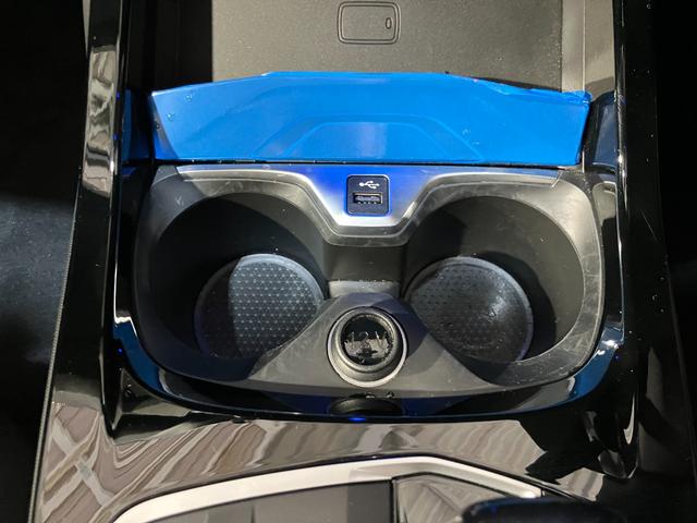 2シリーズ 218iグランクーペ プレイ ドライビングアシスト レーンチェンジウォーニング アップルカープレイ リバースアシスト 純正HDDナビ バックカメラ アクティブクルーズコントロール ETC(25枚目)