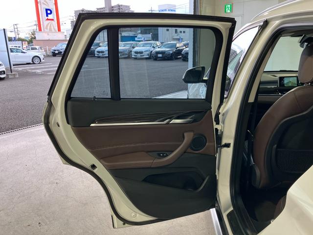 Ｘ１ ｘＤｒｉｖｅ　１８ｄ　ｘライン　ハイラインパッケージ　モカレザー　シートヒーティング　パワーバックドア　純正ＨＤＤナビ　バックカメラ　ドライビングアシスト　ＣＤ　ＤＶＤ　コンフォートアクセル（35枚目）