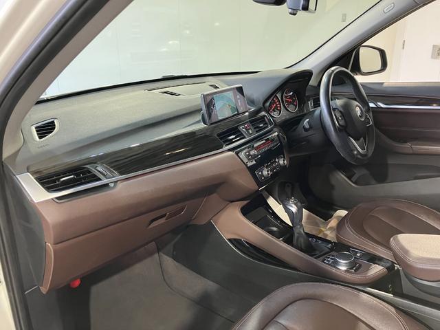 Ｘ１ ｘＤｒｉｖｅ　１８ｄ　ｘライン　ハイラインパッケージ　モカレザー　シートヒーティング　パワーバックドア　純正ＨＤＤナビ　バックカメラ　ドライビングアシスト　ＣＤ　ＤＶＤ　コンフォートアクセル（53枚目）
