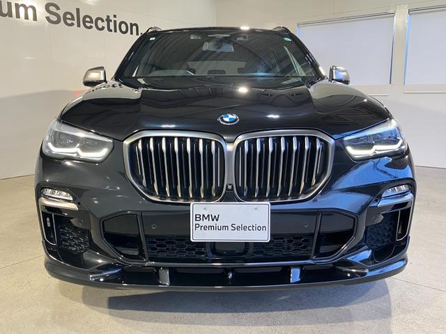 Ｘ５ Ｍ５０ｉ　Ｖ８ツインターボ　４輪エアサスペンション　パノラマサンルーフ　２２インチ　フロントマッサージシート　デジタルキー　ハンズオフアシスト　ステアリングヒーティング（12枚目）