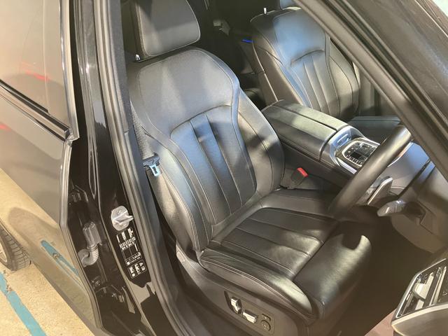Ｘ５ Ｍ５０ｉ　Ｖ８ツインターボ　４輪エアサスペンション　パノラマサンルーフ　２２インチ　フロントマッサージシート　デジタルキー　ハンズオフアシスト　ステアリングヒーティング（36枚目）
