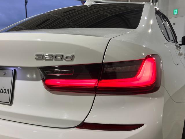 ３シリーズ ３２０ｄ　ｘＤｒｉｖｅ　Ｍスポーツ　ハンズオフアシスト　アクティブクルーズ　リバースアシスト　デジタルキー　オートトランク　アップルカープレイ　パーソナルＡＩ　アルカンタラコンビシート　純正１８インチ（25枚目）