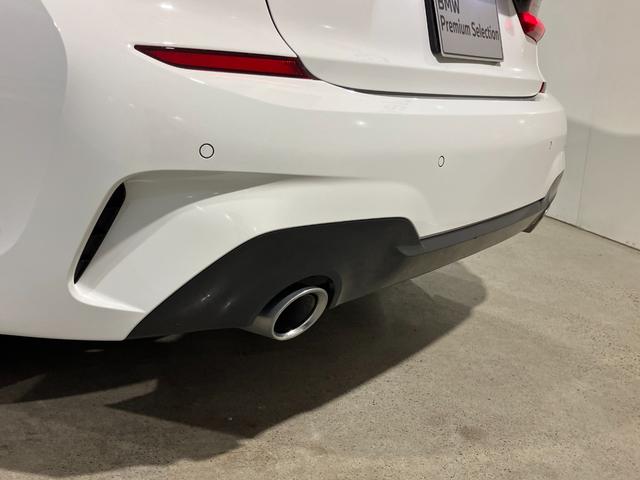 ３シリーズ ３２０ｄ　ｘＤｒｉｖｅ　Ｍスポーツ　ハンズオフアシスト　アクティブクルーズ　リバースアシスト　デジタルキー　オートトランク　アップルカープレイ　パーソナルＡＩ　アルカンタラコンビシート　純正１８インチ（31枚目）