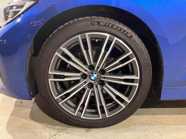 ３シリーズ ３２０ｄ　ｘＤｒｉｖｅツーリング　Ｍスポーツ　サテンアルミウィンドウモール　サラウンドビュー　アクティブクルーズ　アップルカープレイ　リバースアシスト　パーソナルＡＩ　リバースアシスト　ステアリングアシスト（18枚目）