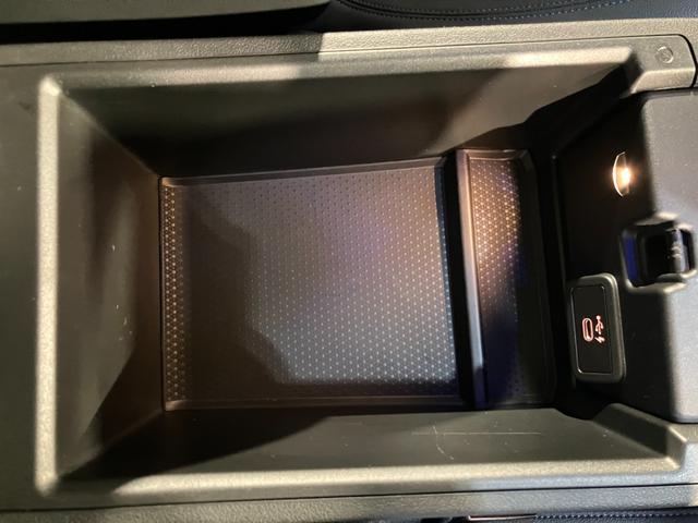３シリーズ ３２０ｄ　ｘＤｒｉｖｅツーリング　Ｍスポーツ　サテンアルミウィンドウモール　サラウンドビュー　アクティブクルーズ　アップルカープレイ　リバースアシスト　パーソナルＡＩ　リバースアシスト　ステアリングアシスト（31枚目）
