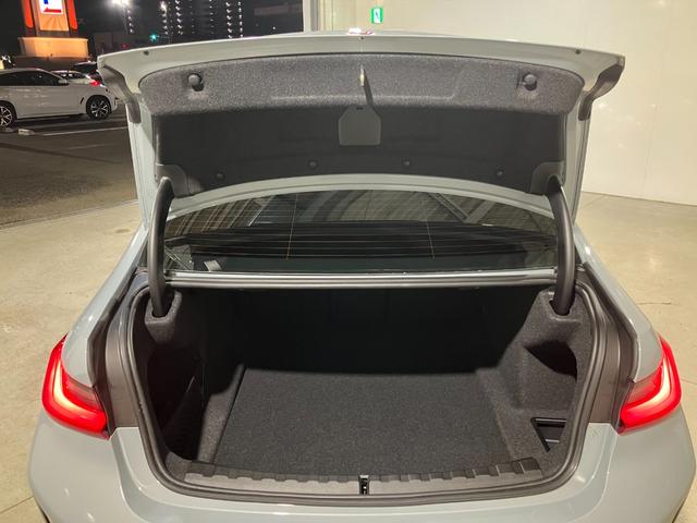 ３シリーズ Ｍ３４０ｉ　ｘＤｒｉｖｅ　後期モデル　カーブドディスプレイ　６気筒ターボエンジン　ハーマンカードンサウンド　サラウンドビュー　ハンズオフアシスト　アクティブクルーズ　パーソナルＡＩ　リバースアシスト（29枚目）