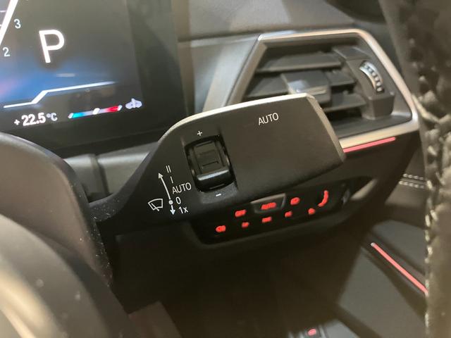 ３シリーズ Ｍ３４０ｉ　ｘＤｒｉｖｅ　後期モデル　カーブドディスプレイ　６気筒ターボエンジン　ハーマンカードンサウンド　サラウンドビュー　ハンズオフアシスト　アクティブクルーズ　パーソナルＡＩ　リバースアシスト（42枚目）