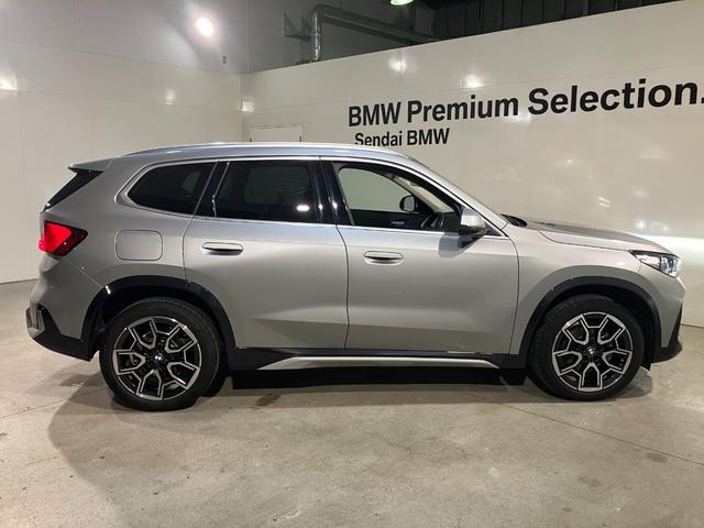Ｘ１ ｘＤｒｉｖｅ　２０ｄ　ｘライン　ヴェガンザレザー　インテリアカメラ　ＡＲナビ　ヘッドアップディスプレイ　サラウンドビュー　１９インチ　アクティブクルーズ（13枚目）