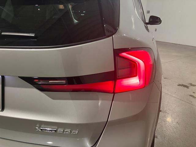 Ｘ１ ｘＤｒｉｖｅ　２０ｄ　ｘライン　ヴェガンザレザー　インテリアカメラ　ＡＲナビ　ヘッドアップディスプレイ　サラウンドビュー　１９インチ　アクティブクルーズ（28枚目）