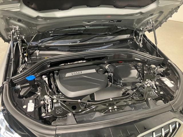 Ｘ１ ｘＤｒｉｖｅ　２０ｄ　ｘライン　ヴェガンザレザー　インテリアカメラ　ＡＲナビ　ヘッドアップディスプレイ　サラウンドビュー　１９インチ　アクティブクルーズ（29枚目）