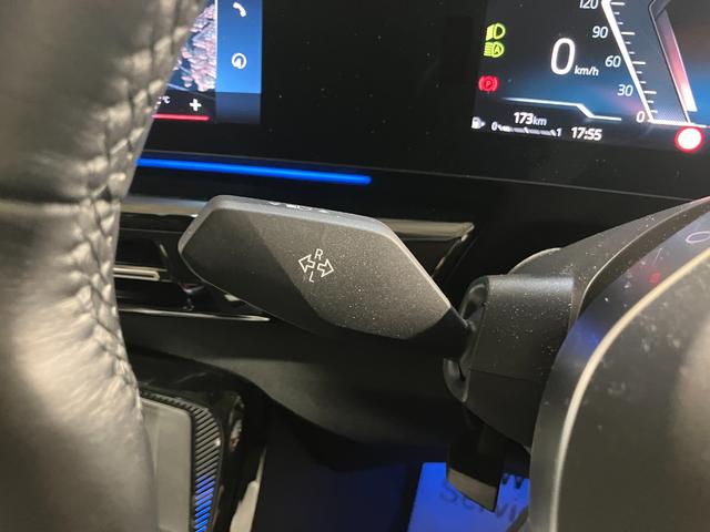 Ｘ１ ｘＤｒｉｖｅ　２０ｄ　ｘライン　ヴェガンザレザー　インテリアカメラ　ＡＲナビ　ヘッドアップディスプレイ　サラウンドビュー　１９インチ　アクティブクルーズ（50枚目）