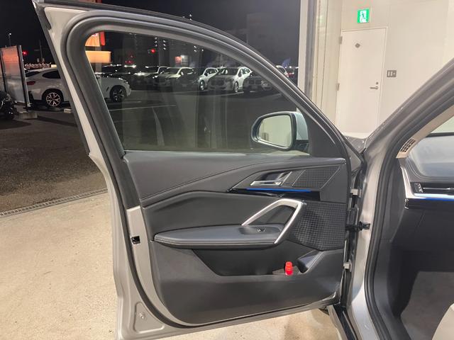 Ｘ１ ｘＤｒｉｖｅ　２０ｄ　ｘライン　ヴェガンザレザー　インテリアカメラ　ＡＲナビ　ヘッドアップディスプレイ　サラウンドビュー　１９インチ　アクティブクルーズ（52枚目）