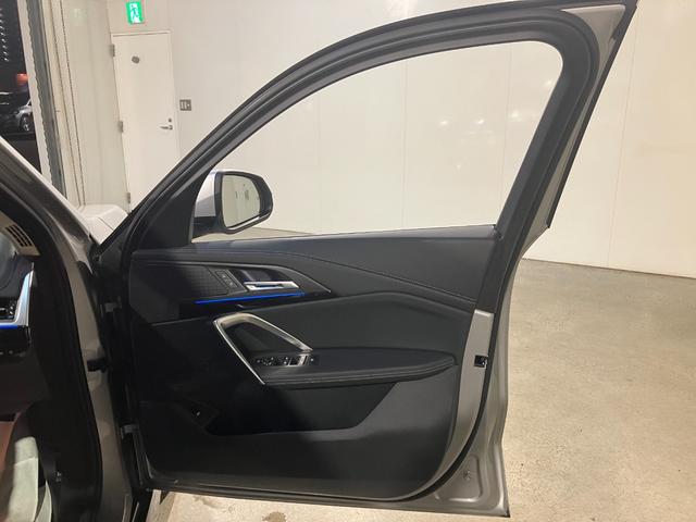 Ｘ１ ｘＤｒｉｖｅ　２０ｄ　ｘライン　ヴェガンザレザー　インテリアカメラ　ＡＲナビ　ヘッドアップディスプレイ　サラウンドビュー　１９インチ　アクティブクルーズ（56枚目）