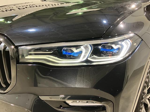 Ｘ７ ｘＤｒｉｖｅ　３５ｄ　Ｍスポーツ　７人乗り　リアエンターテイメント　Ｂ＆Ｗダイヤモンドサラウンド　モカレザー　スカイラウンジサンルーフ　保冷保温カップホルダー　ヒートコンフォートパッケージ　エグゼクティブドライブプロ（21枚目）