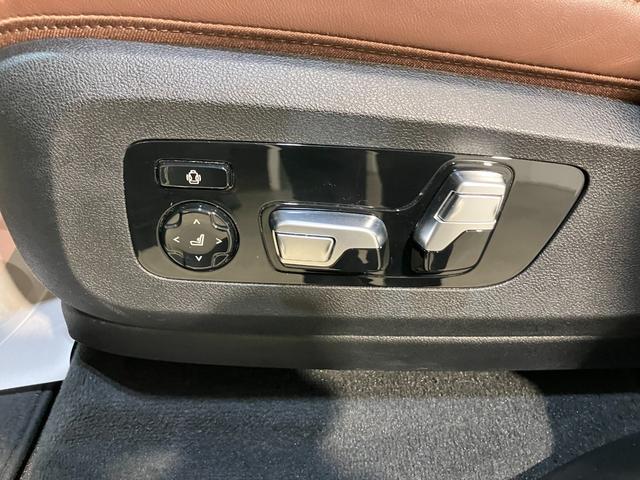 Ｘ７ ｘＤｒｉｖｅ　３５ｄ　Ｍスポーツ　７人乗り　リアエンターテイメント　Ｂ＆Ｗダイヤモンドサラウンド　モカレザー　スカイラウンジサンルーフ　保冷保温カップホルダー　ヒートコンフォートパッケージ　エグゼクティブドライブプロ（45枚目）