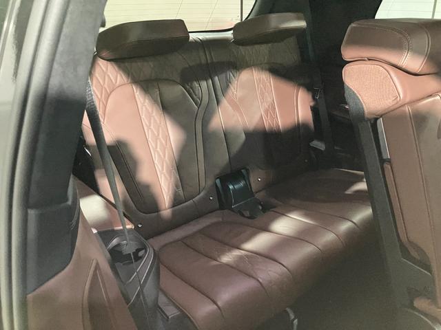 Ｘ７ ｘＤｒｉｖｅ　３５ｄ　Ｍスポーツ　７人乗り　リアエンターテイメント　Ｂ＆Ｗダイヤモンドサラウンド　モカレザー　スカイラウンジサンルーフ　保冷保温カップホルダー　ヒートコンフォートパッケージ　エグゼクティブドライブプロ（52枚目）