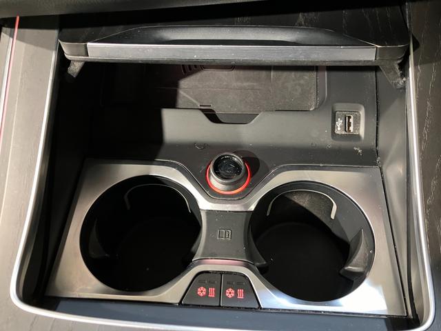 Ｘ７ ｘＤｒｉｖｅ　３５ｄ　Ｍスポーツ　７人乗り　リアエンターテイメント　Ｂ＆Ｗダイヤモンドサラウンド　モカレザー　スカイラウンジサンルーフ　保冷保温カップホルダー　ヒートコンフォートパッケージ　エグゼクティブドライブプロ（54枚目）