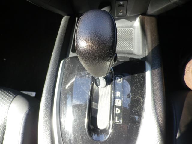 エクストレイル ２０Ｘ　ハイブリッド　エマージェンシーブレーキＰ　４ＷＤ（11枚目）