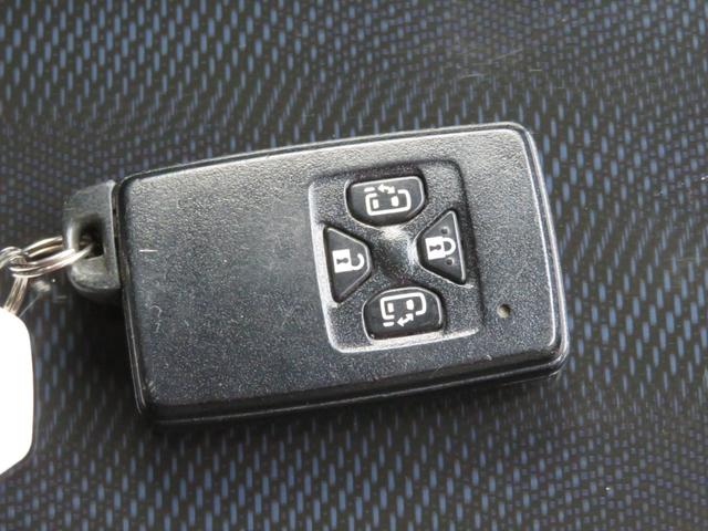 エスティマ アエラス 純正HDDナビ・両側パワースライドドア・フルセグTV・DVD・Biuetooth・純正18インチAW・フリップダウンモニター・HIDライト・フォグ・ETC・Bカメラ・クルコン・TVKIT・電格ドアミラ(28枚目)