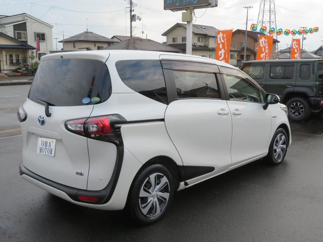 シエンタ ハイブリッドＧ　クエロ　パノラミックビューモニター・衝突軽減ブレーキ・純正メモリーナビ・ＬＥＤライト・フォグ・ドラレコ・クルーズコントロール・前席シートヒーター・フルセグＴＶ・Ｂｌｕｅｔｏｏｔｈ・ＥＴＣ・アイドリングストップ（7枚目）