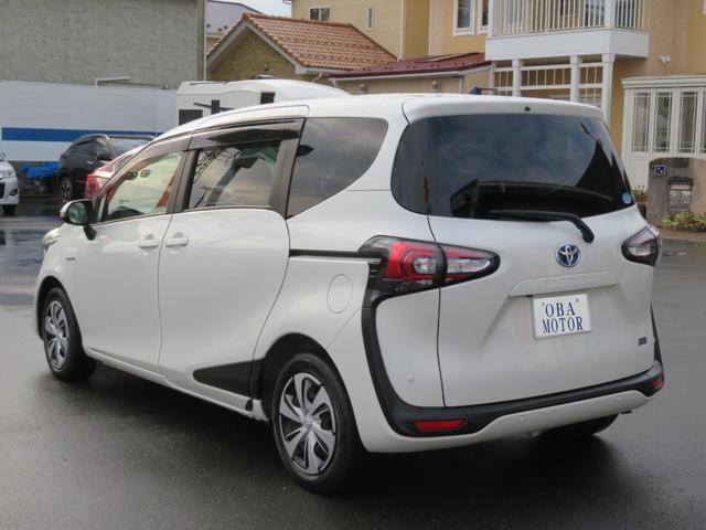 シエンタ ハイブリッドＧ　クエロ　パノラミックビューモニター・衝突軽減ブレーキ・純正メモリーナビ・ＬＥＤライト・フォグ・ドラレコ・クルーズコントロール・前席シートヒーター・フルセグＴＶ・Ｂｌｕｅｔｏｏｔｈ・ＥＴＣ・アイドリングストップ（9枚目）