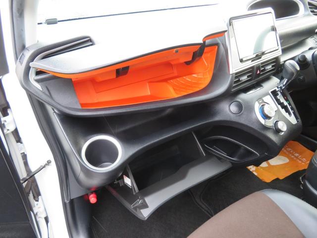 シエンタ ハイブリッドＧ　クエロ　パノラミックビューモニター・衝突軽減ブレーキ・純正メモリーナビ・ＬＥＤライト・フォグ・ドラレコ・クルーズコントロール・前席シートヒーター・フルセグＴＶ・Ｂｌｕｅｔｏｏｔｈ・ＥＴＣ・アイドリングストップ（40枚目）