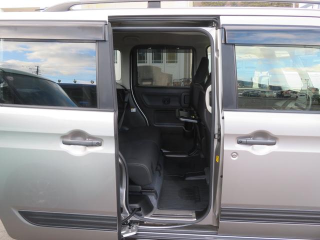 スペーシアギア ハイブリッドＸＺ　ターボ　スズキコネクト・純正メモリーナビ・バックカメラ・フルセグＴＶ・ＤＶＤ再生・Ｂｌｕｅｔｏｏｔｈ・純正アルミ・全方位カメラ・スマートキー・シートヒーター・両側パワースライドドア・衝突軽減ブレーキ・ＥＳＣ（34枚目）