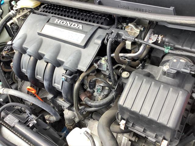 ハイブリッド ワンオーナー 禁煙車 クルーズコントロール ハーフレザーシート CD オートエアコン 電動格納ミラー Wエアバック ABS VSA ハイブリッド車 新品夏タイヤ交換済 整備・保証・鑑定書付き(33枚目)
