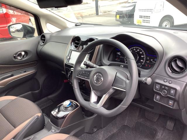 e-パワー メダリスト 禁煙車 ナビ Bluetooth フルセグTV CD DVD アラウンドビューモニター ハーフレザーシート LEDライト オートエアコン 衝突軽減ブレーキ 純正アルミホイール 整備・保証・鑑定書付き(22枚目)