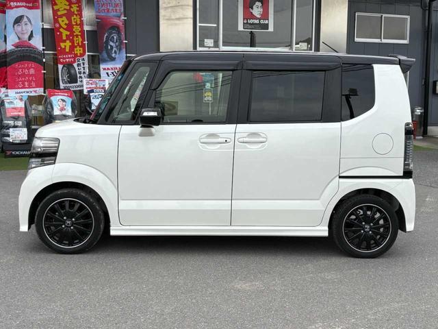 N-BOXカスタム 2トーンカラースタイル G・ターボLパッケージ ナビ TV CD DVD Bluetooth バックカメラ ETC クルーズコントロール ハーフレザーシート 両側パワースライドドア 純正15インチアルミ 衝突軽減ブレーキ 整備・保証・鑑定書付き(8枚目)