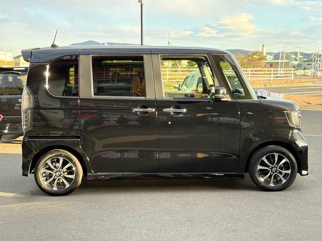 N-BOXカスタム G・EXホンダセンシング ナビ TV CD DVD Bluetooth ETC バックカメラ パワースライドドア レーダークルーズコントロール ロールサンシェード 衝突軽減ブレーキ スマートキー 整備・保証付き(4枚目)